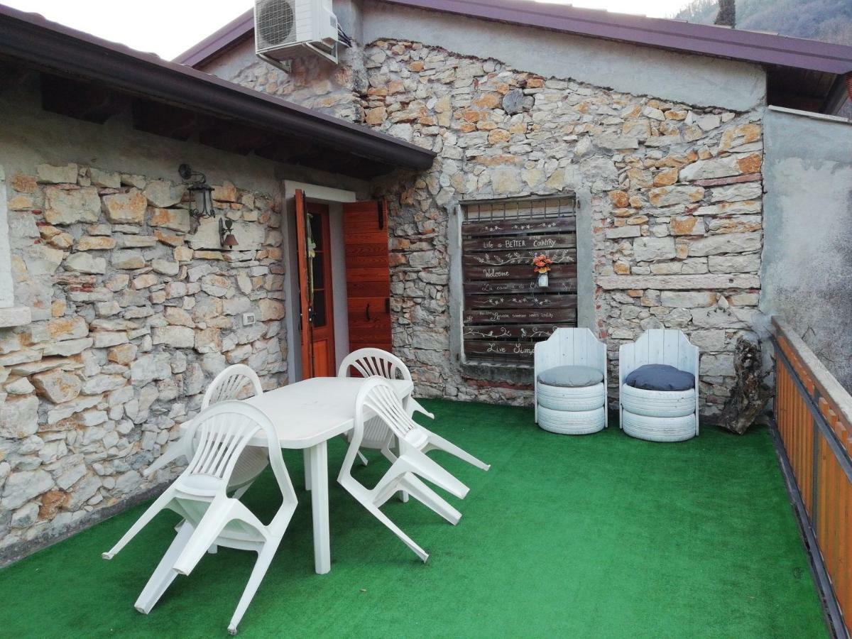 La Casetta Di Chiara Fumane Εξωτερικό φωτογραφία